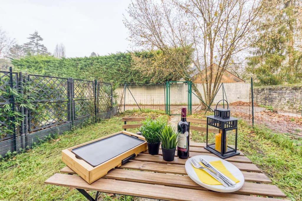 Cocoon - Jardin - Boite A Cle - Wi-Fi Apartment Baulne Luaran gambar