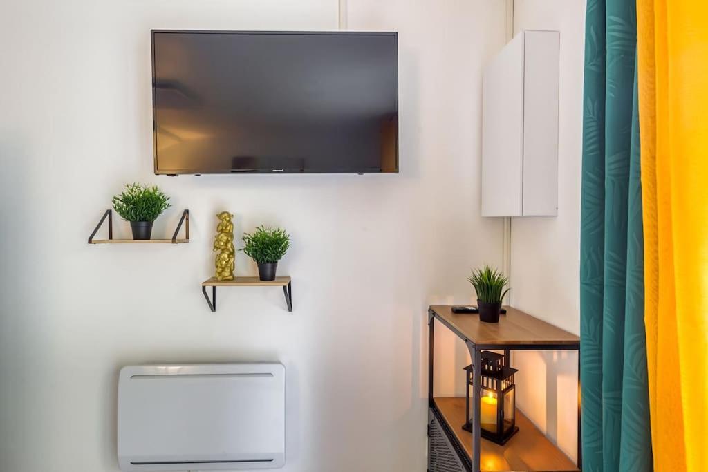 Cocoon - Jardin - Boite A Cle - Wi-Fi Apartment Baulne Luaran gambar