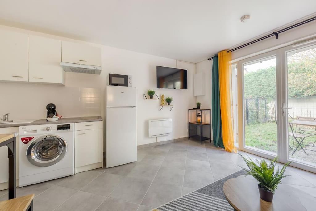 Cocoon - Jardin - Boite A Cle - Wi-Fi Apartment Baulne Luaran gambar
